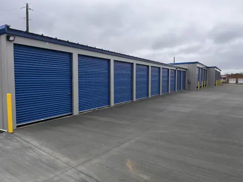 Shortcut Storage in California, KY