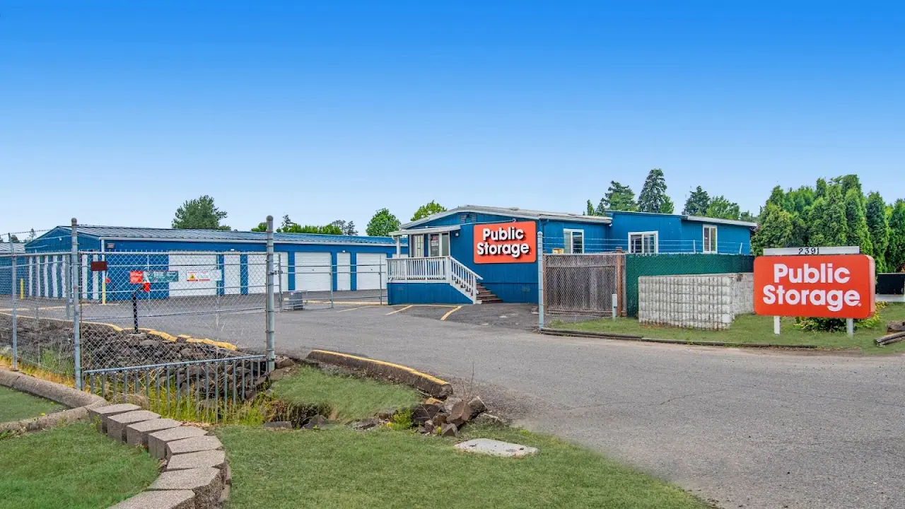 Public Storage, RV storage in Salem