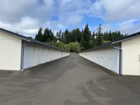 Elma Fairground Storage photo 3