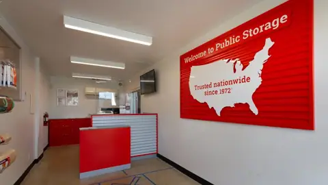 Public Storage photo 2