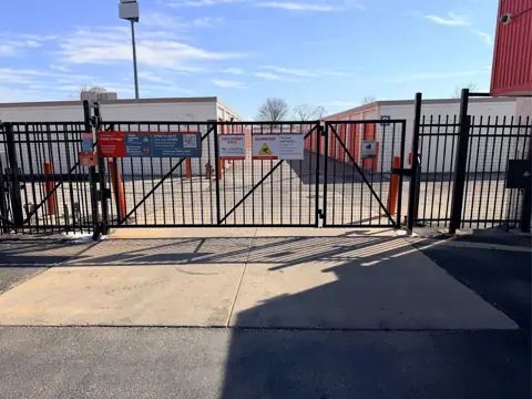 Public Storage photo 2