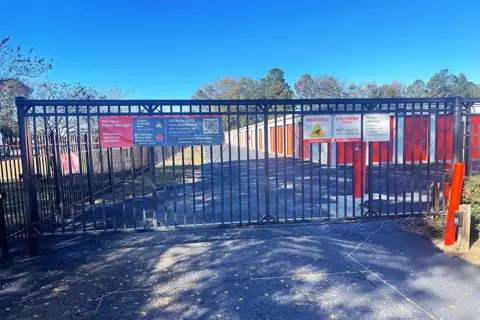 Public Storage photo 2