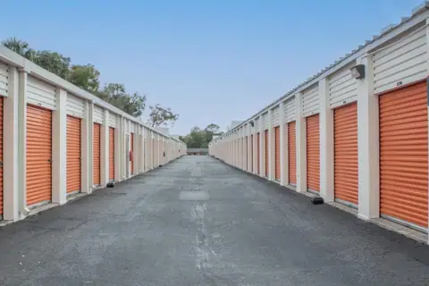 Public Storage photo 2