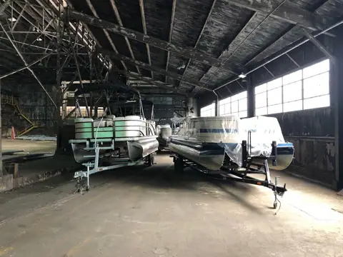 HOLSTON STORAGE LLC photo 2