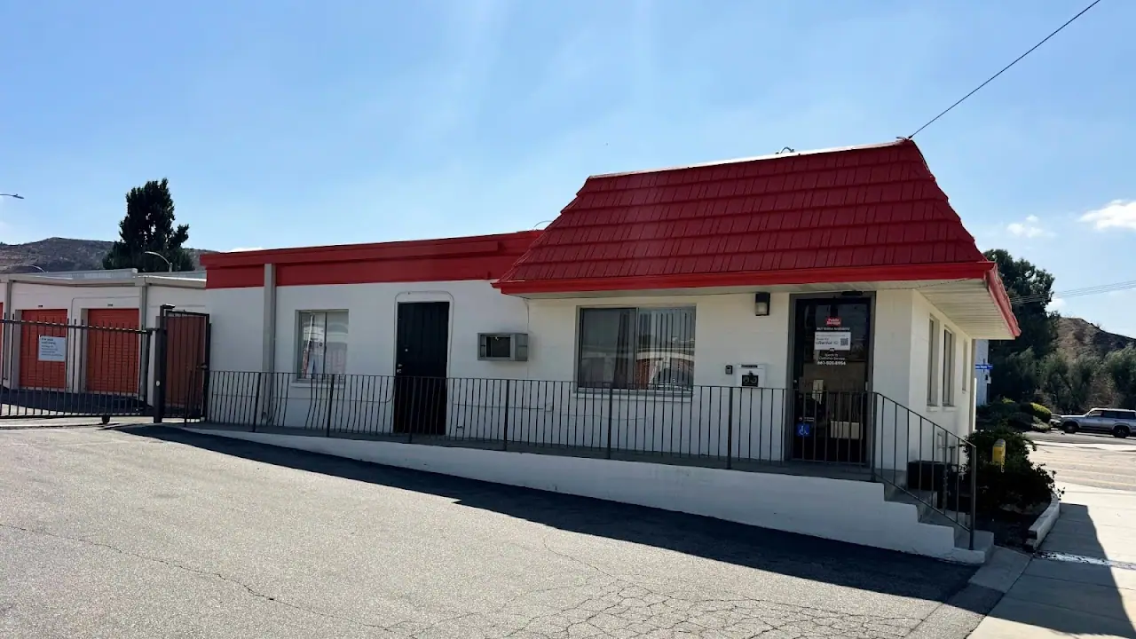 Public Storage, RV storage in Saugus