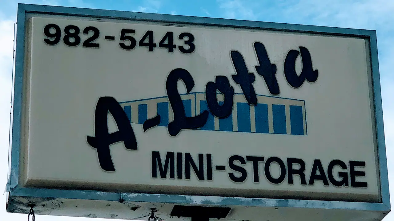 A-Lotta Storage, RV storage in Cabot