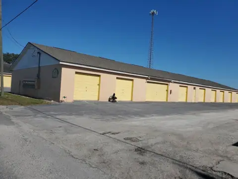 Vineland Storage and Warehouses photo 3