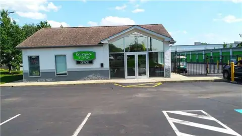 Extra Space Storage in Bensalem, PA