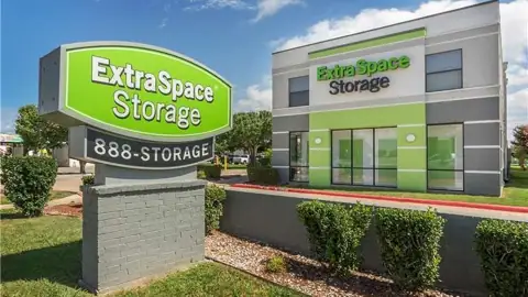 Extra Space Storage in Rowlett, TX