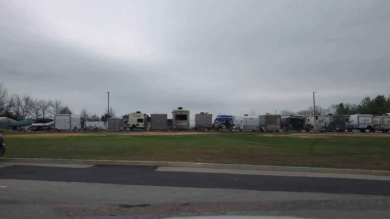 Keeven Brothers RV Storage, RV storage in Lake St Louis