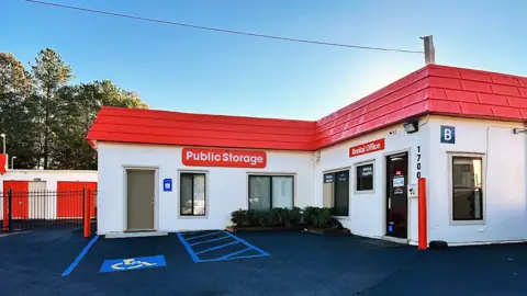 Public Storage photo 2