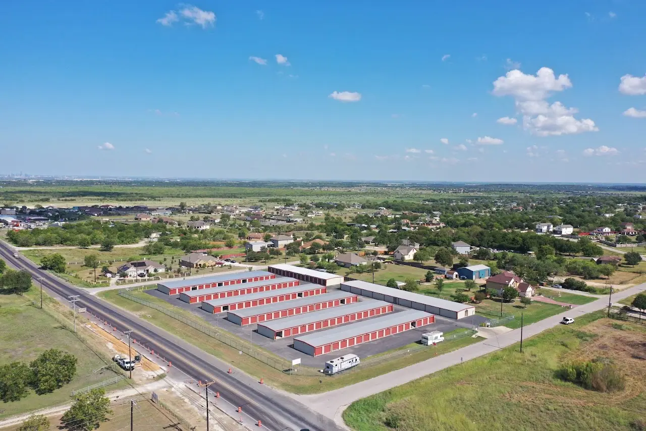 FM 812 Storage, RV storage in Del Valle