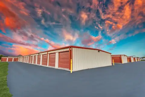 FM 812 Storage photo 3