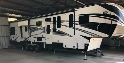 Airfield Boat and RV Storage photo 2