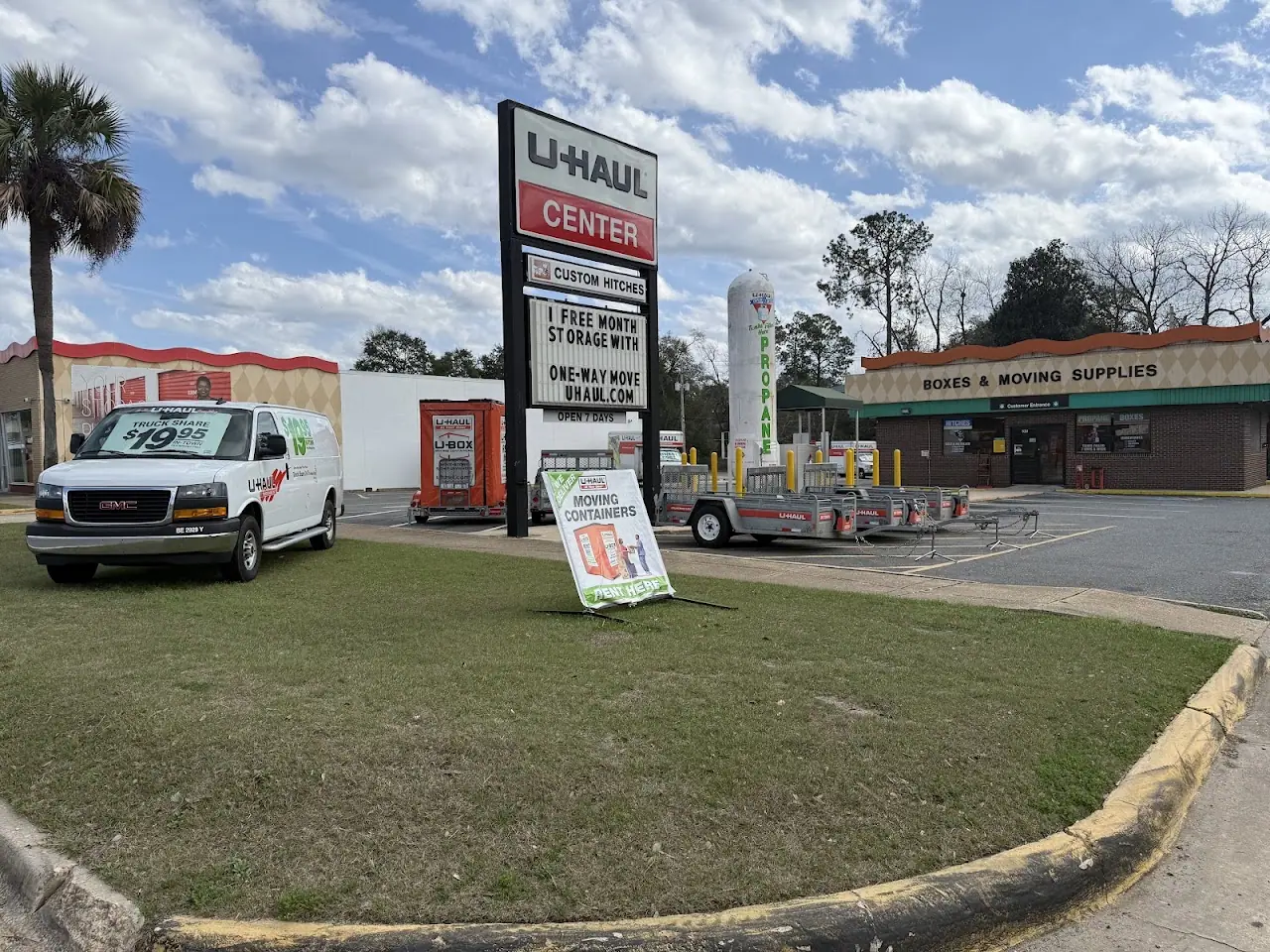 Self-Storage at U-Haul, RV storage in Albany