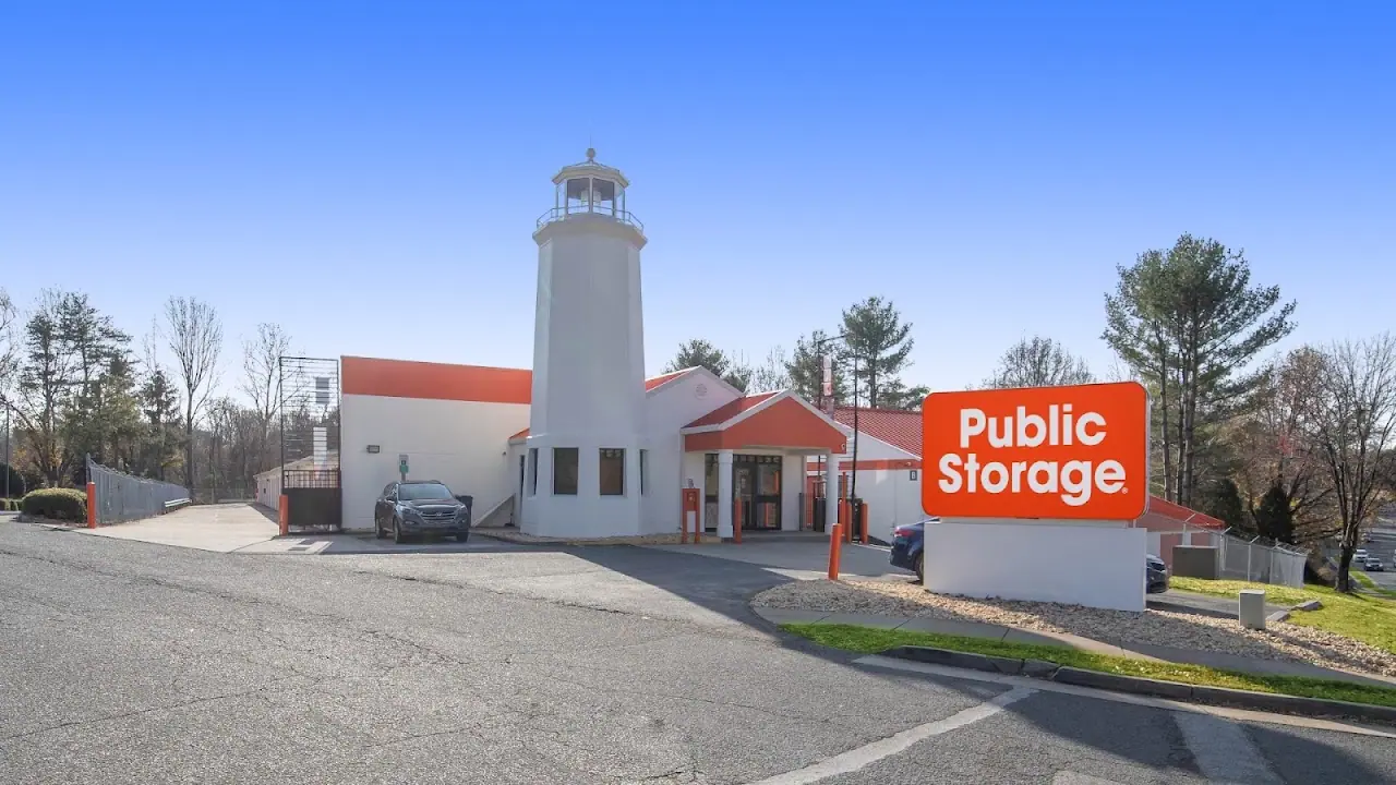 Public Storage, RV storage in Dale City