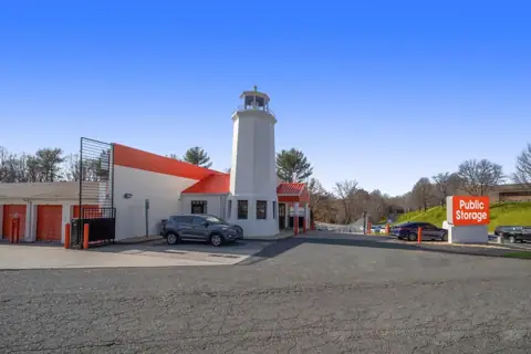 Public Storage photo 2