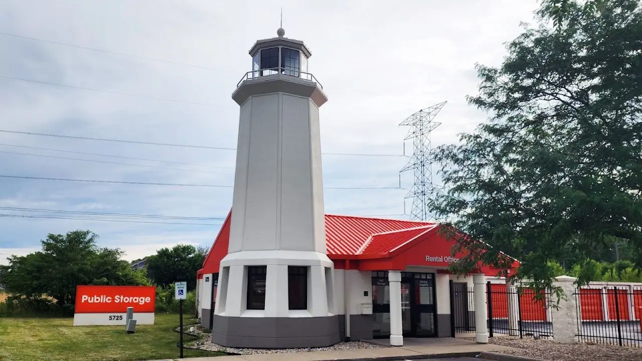 Public Storage, RV storage in Indianapolis