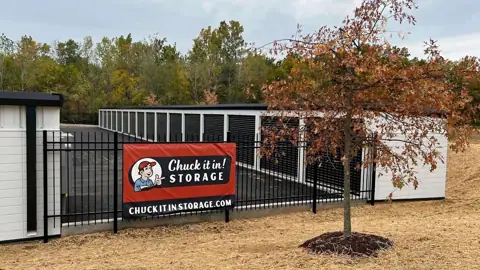 Chuck It In! Storage - O'Fallon photo 2