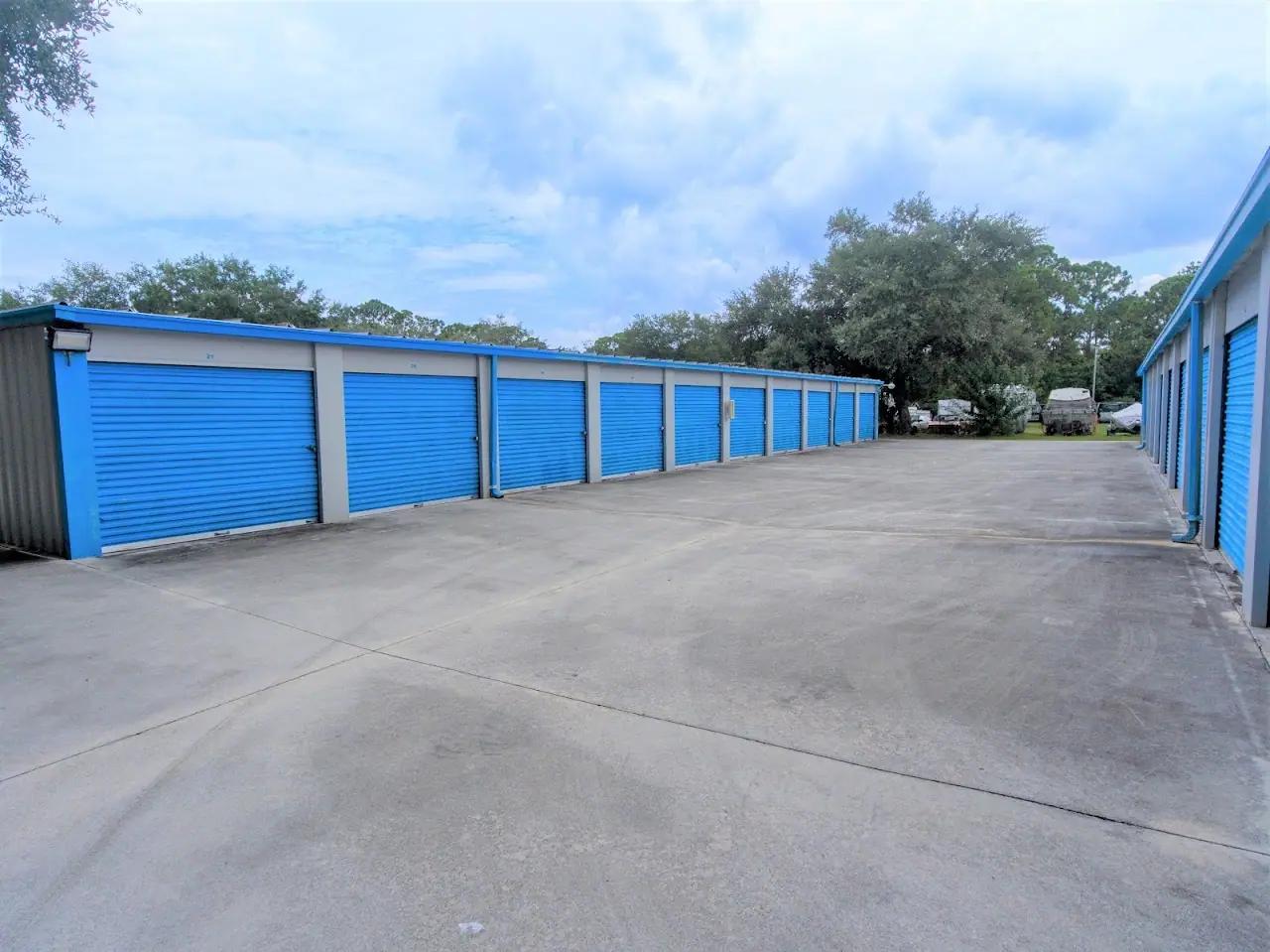 Prestige Storage - St. Lucie, RV storage in Fort Pierce