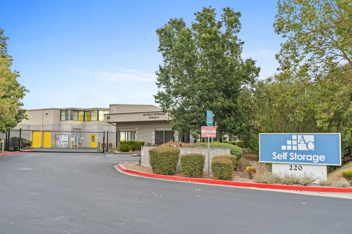 AC Self Storage, RV storage in Rohnert Park