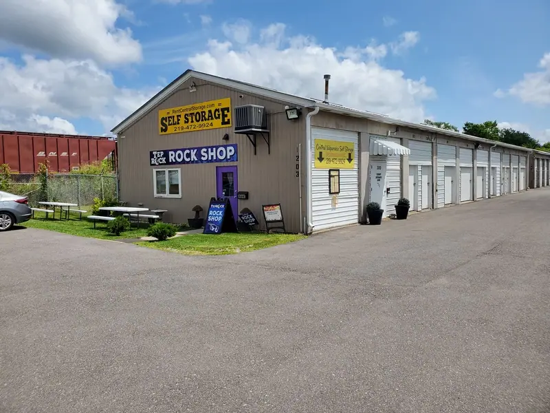 Central Valparaiso Self Storage, RV storage in Valparaiso