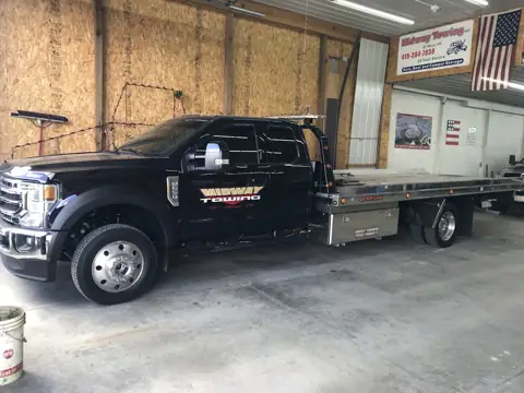 Midway Towing LLC photo 2