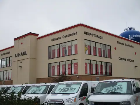 U-Haul Moving & Storage of Bolingbrook in Bolingbrook, IL