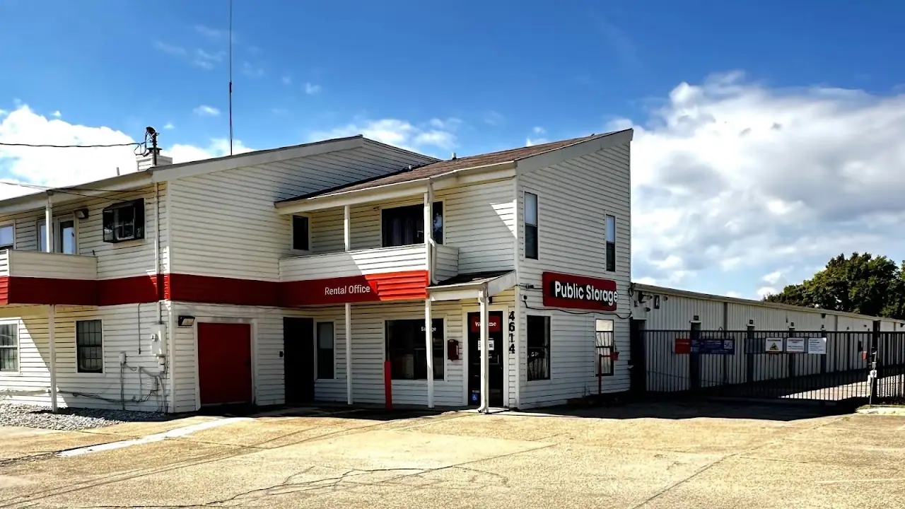 Public Storage, RV storage in Bossier City