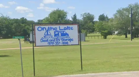 On The Lake Boat & RV Storage in Burton, TX
