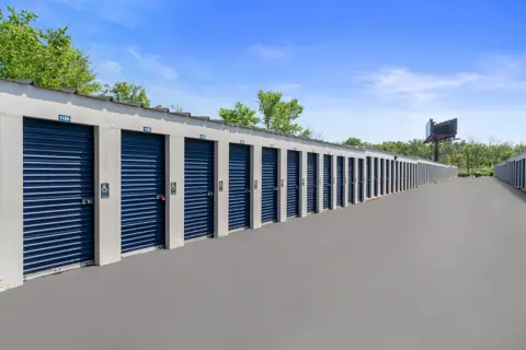 Prime Storage photo 2