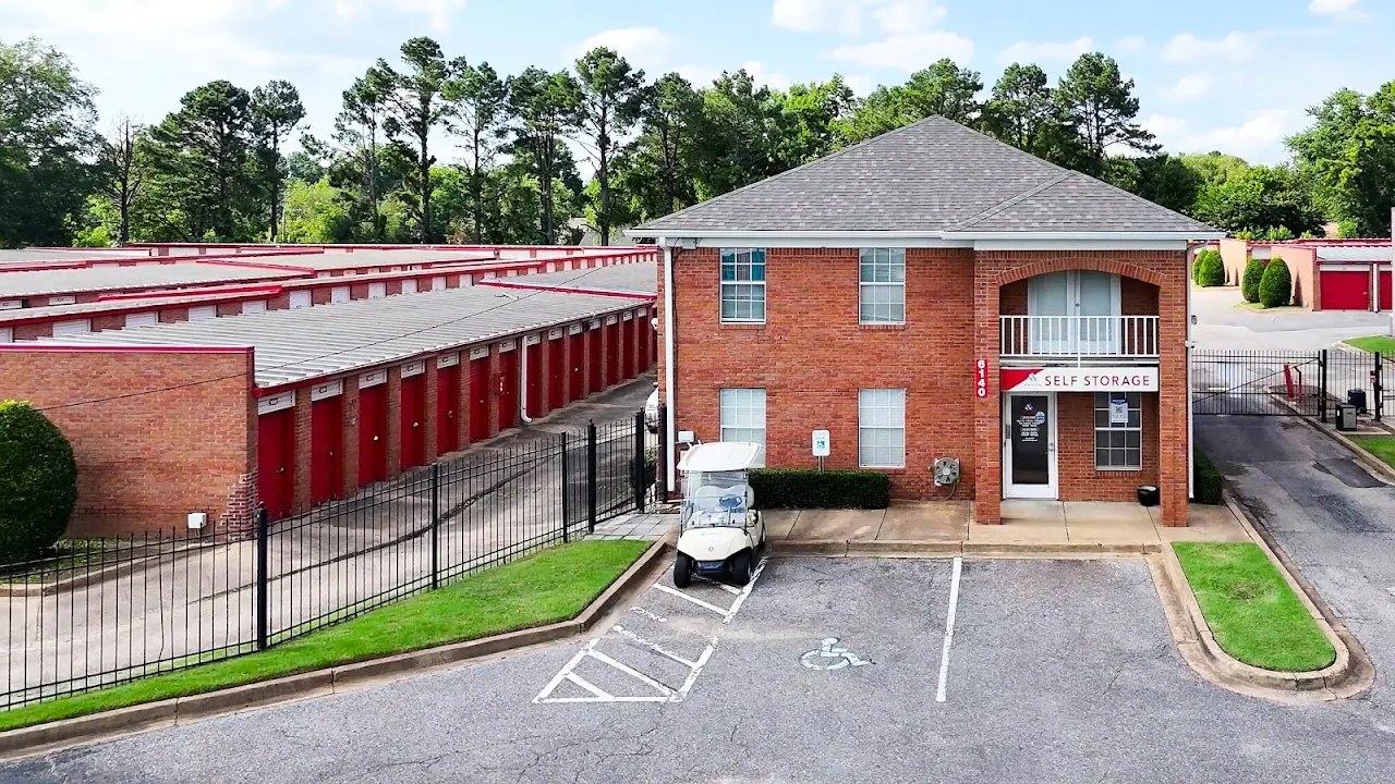 Devon Self Storage Edmond, Oklahoma, RV storage in Edmond