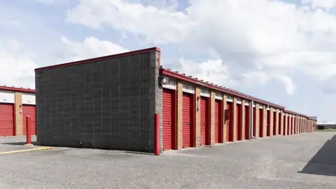 Devon Self Storage Edmond, Oklahoma photo 2