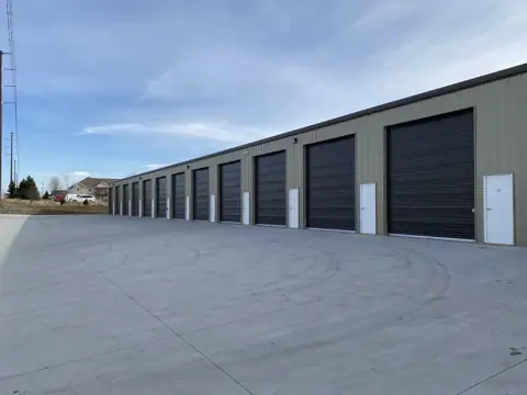 Mega Storage Stoneridge photo 2