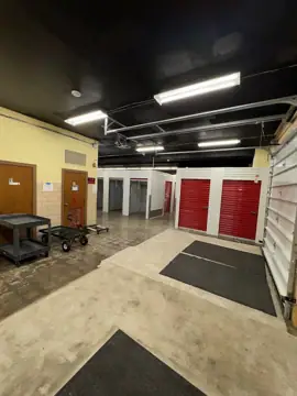 Elm Street Storage photo 2