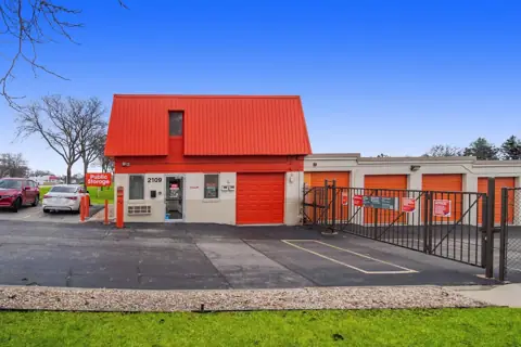 Public Storage photo 3