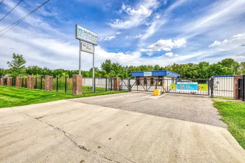 MyPlace Self Storage photo 2