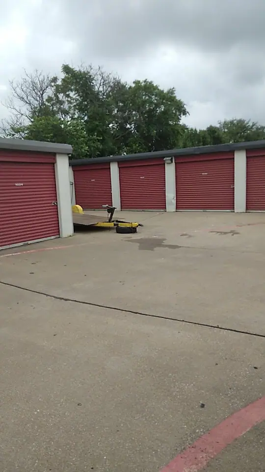 Access Self Storage And Truck Rental, RV storage in Dallas