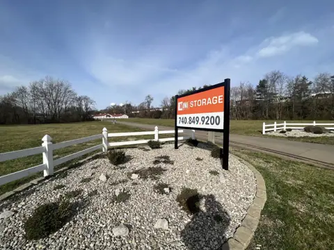 Mini Mall Storage - Belpre photo 3