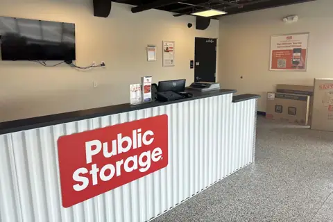 Public Storage photo 3