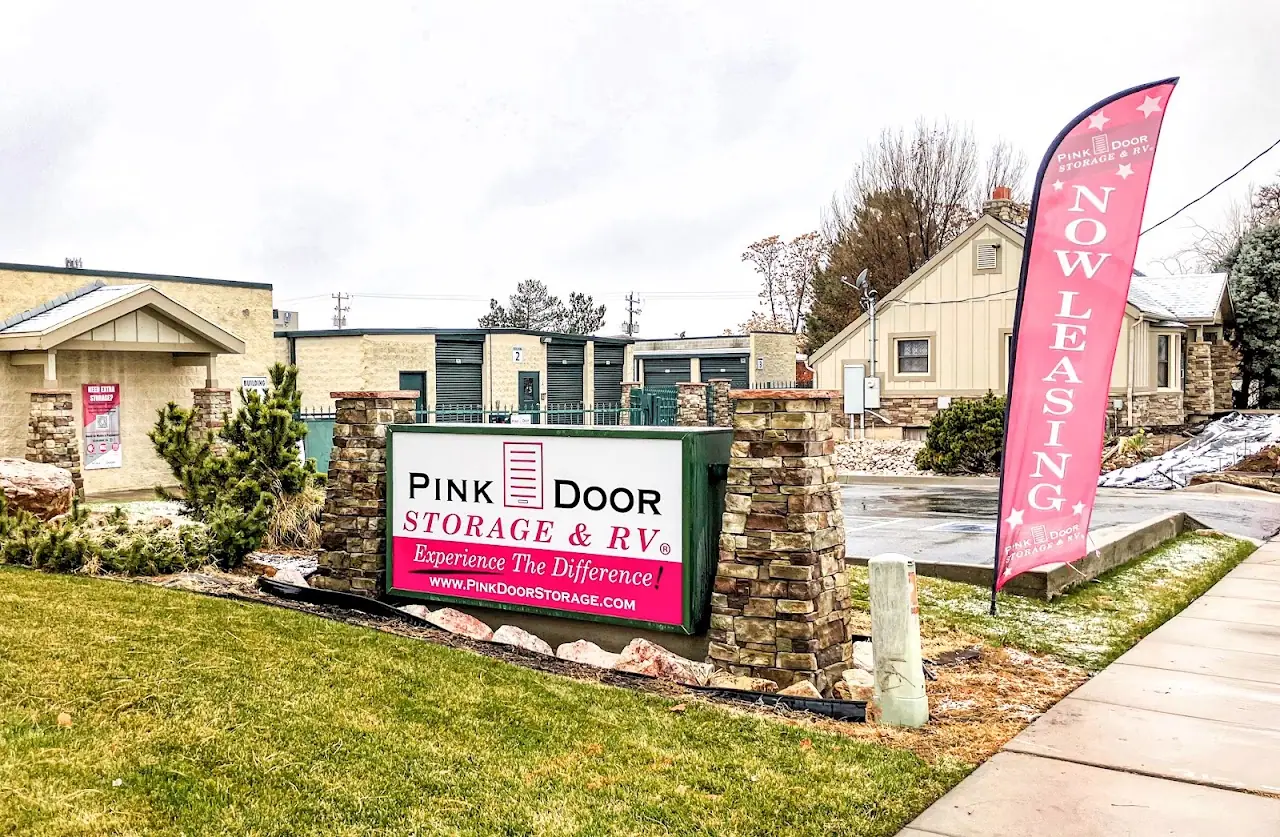 Pink Door Storage & RV - Clinton, RV storage in Clinton