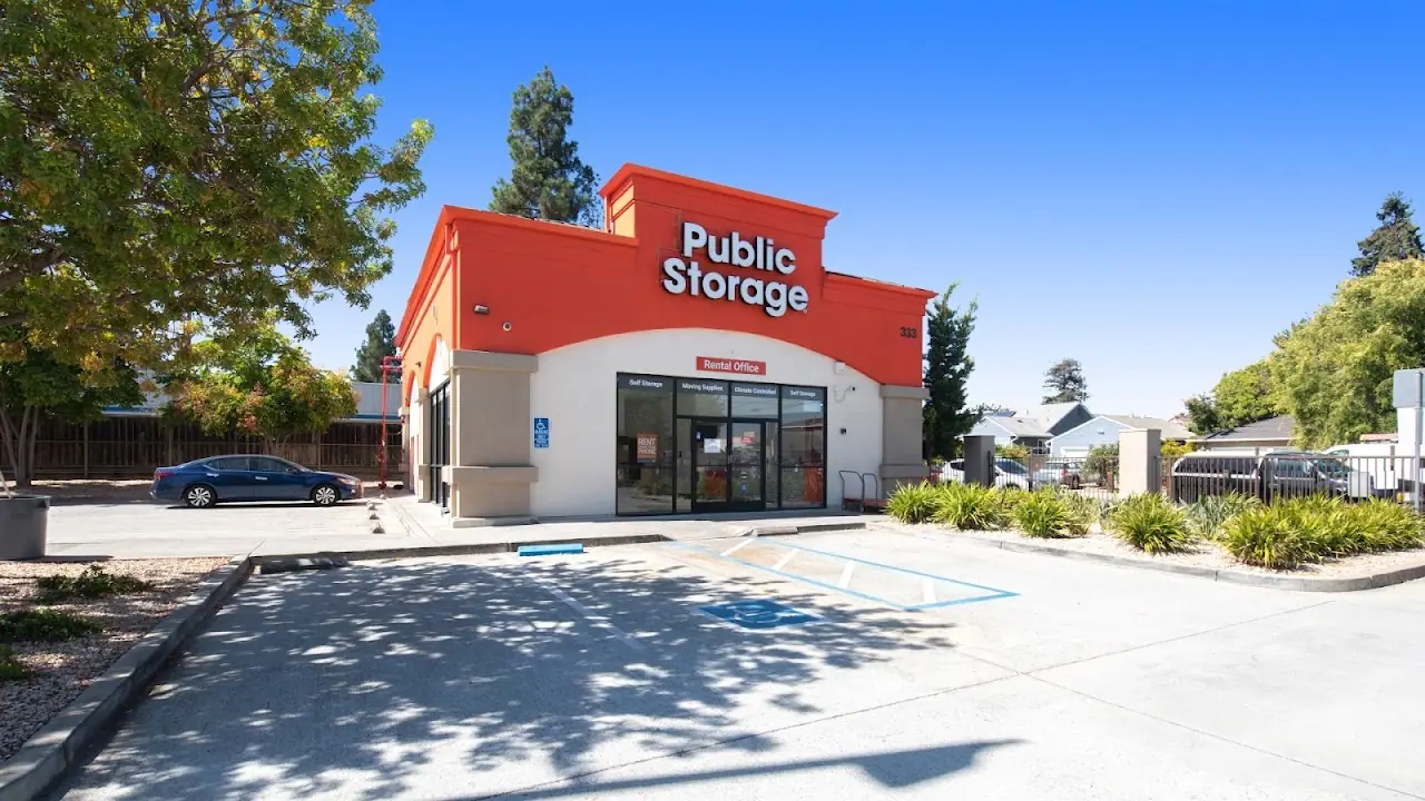 Public Storage, RV storage in Belmont