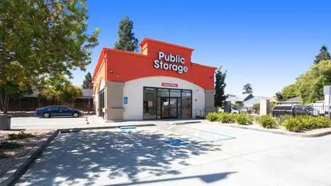 Public Storage photo 2