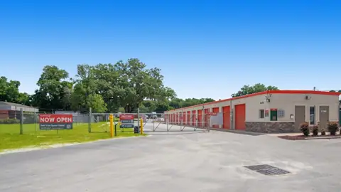 Public Storage photo 2