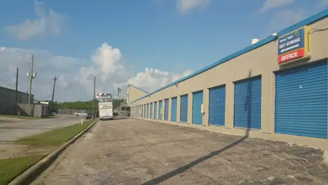 Storage King USA photo 2