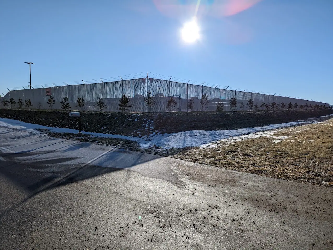 Supreme Storage East, RV storage in Rosemount