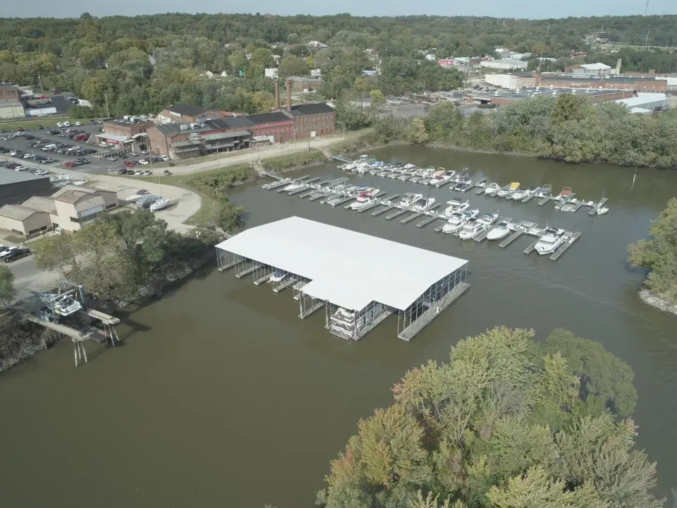 Wharf Harbor Marina & Campground, RV storage in Peoria