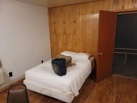 Reed's Cabins photo 3