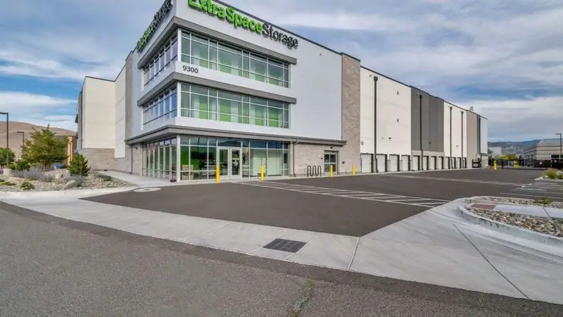 Extra Space Storage, RV storage in Reno
