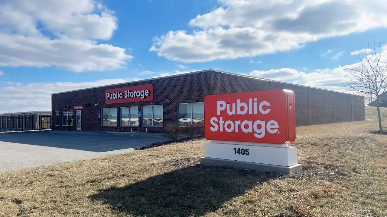Public Storage, RV storage in Fort Wayne